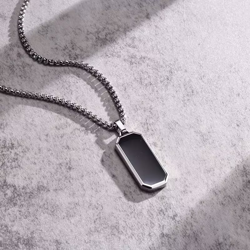 Men's Pendant Necklace (Black)