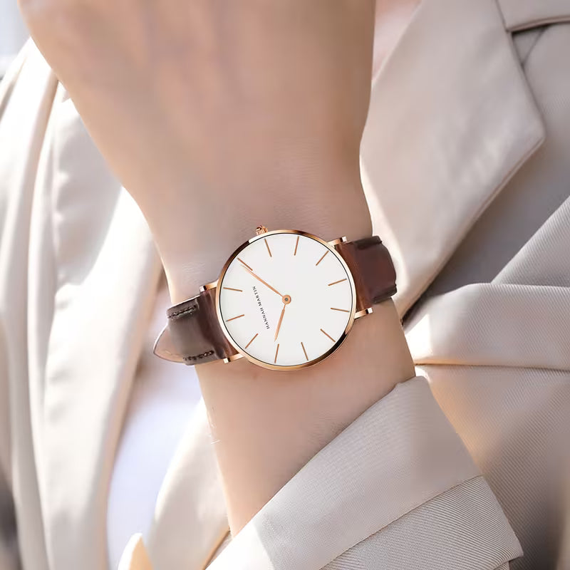 Women's Elegant Leather Watch (Brown)