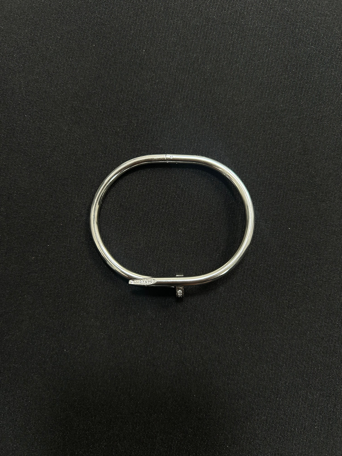 Flexagain’s Cartier Clou Bracelet (White Gold With Zircon)