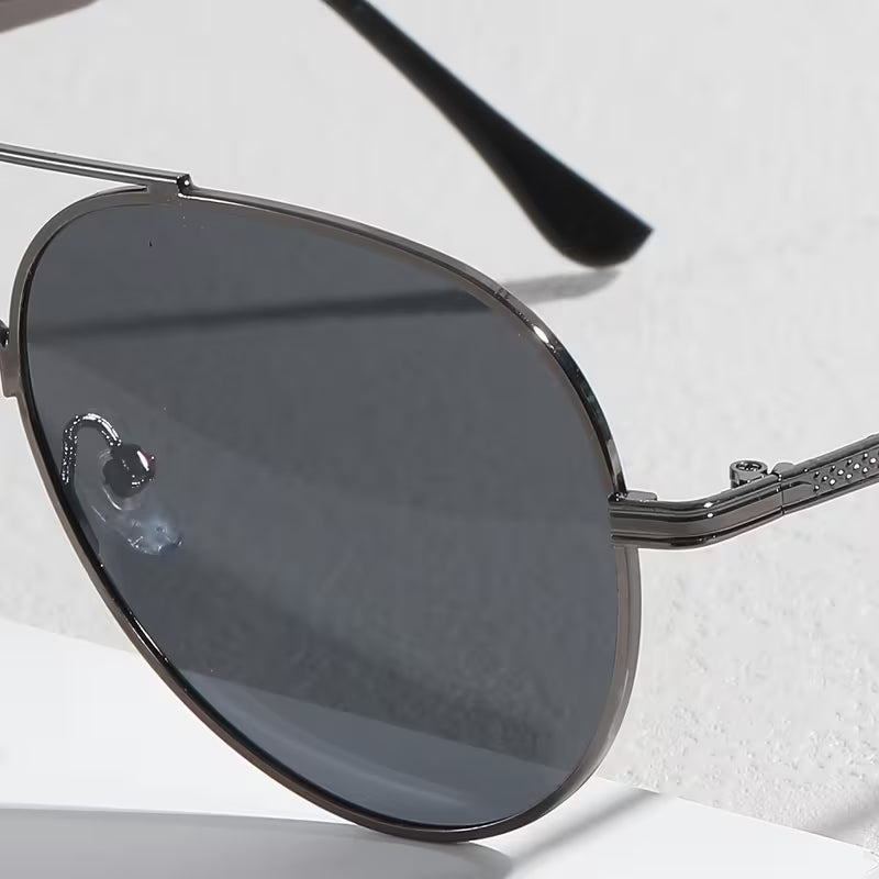 Men's Vintage Metal Sunglasses (Grey)