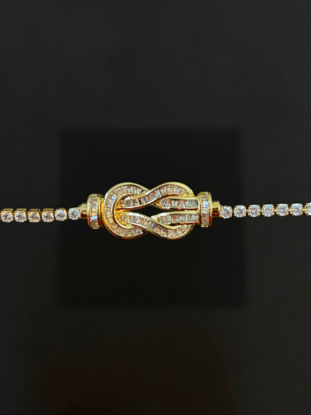 Flexagain’s Knot Diamond Bracelet Set