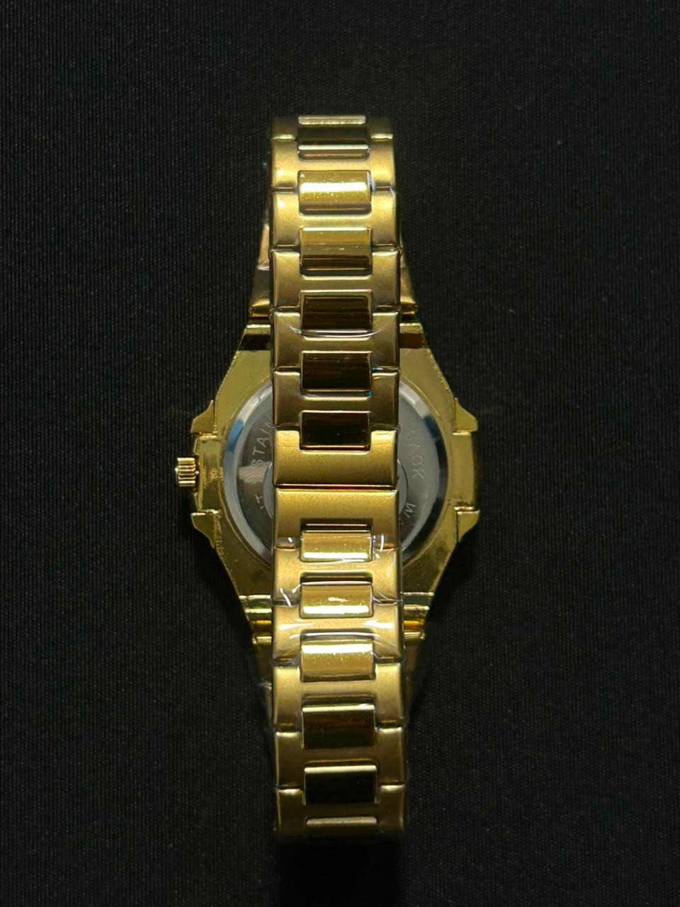 Flexagain’s Patek Philippe Nautilus (Gold)