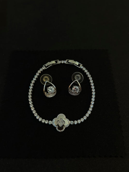 Flexagain’s Ocean Shine Cleef Bracelet Set