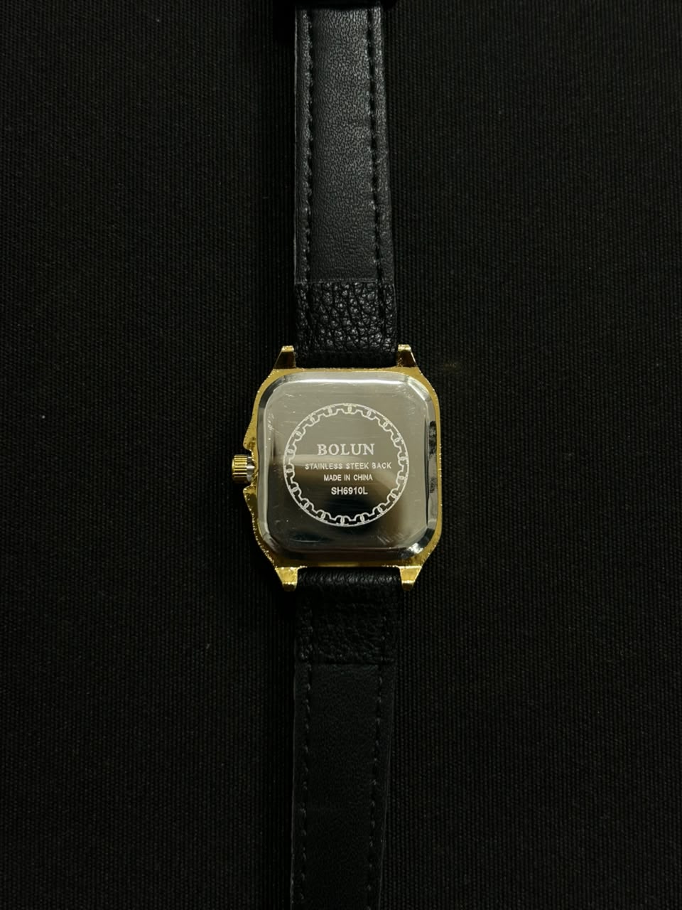 Flexagain’s Bolun Suede Watch (Black)