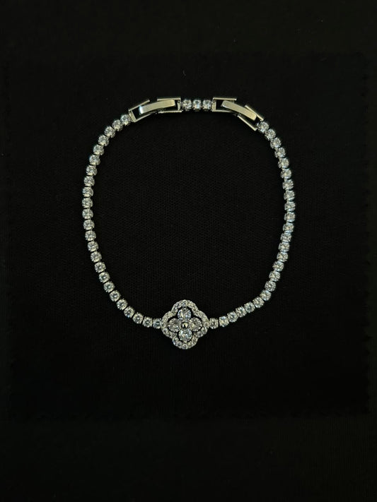 Flexagain’s Univers Diamond Bracelet Set